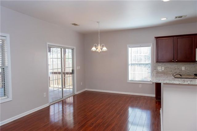 534 Quinn Drive, Woodstock, GA 30188