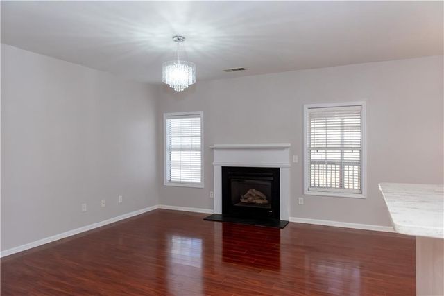 534 Quinn Drive, Woodstock, GA 30188