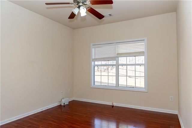 534 Quinn Drive, Woodstock, GA 30188