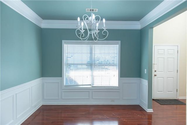 534 Quinn Drive, Woodstock, GA 30188