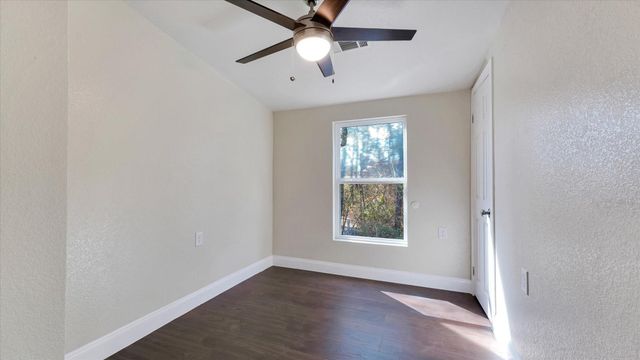 65 County Road 5002, Cleveland, TX 77327