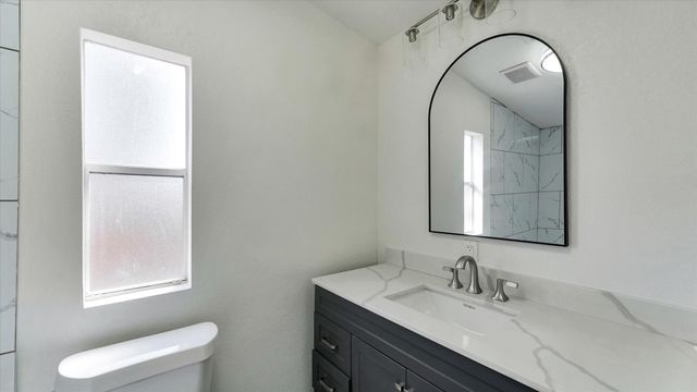 65 County Road 5002, Cleveland, TX 77327