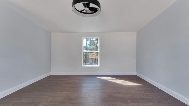 65 County Road 5002, Cleveland, TX 77327