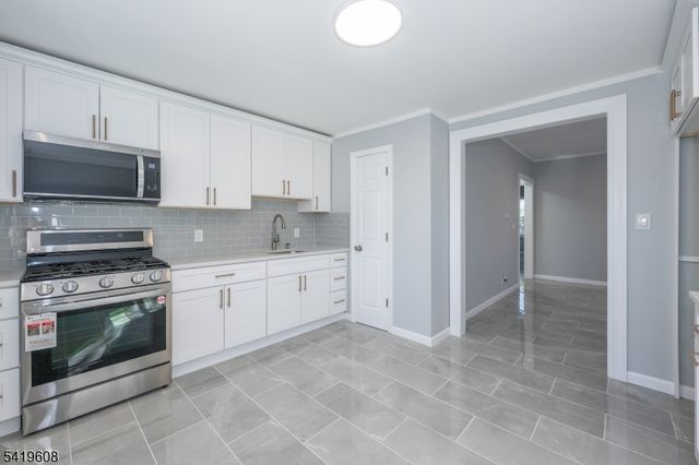 723 E 26TH ST, Paterson City, NJ 07504