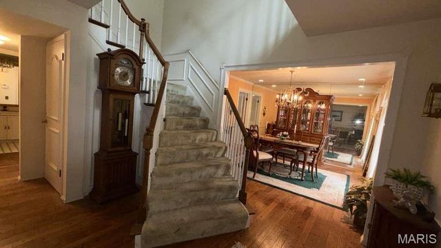 621 Claymont Estates Drive, Chesterfield, MO 63017