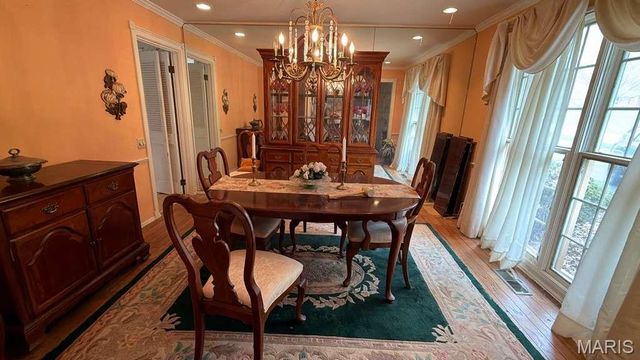 621 Claymont Estates Drive, Chesterfield, MO 63017