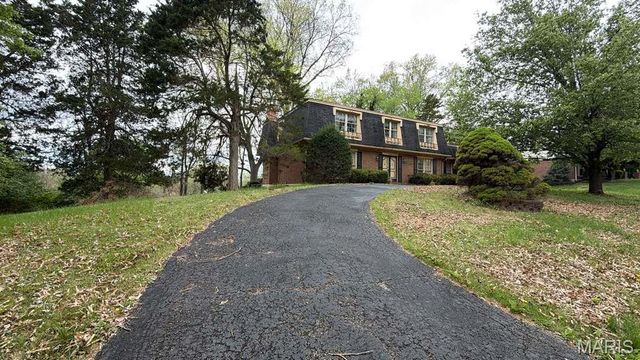 621 Claymont Estates Drive, Chesterfield, MO 63017