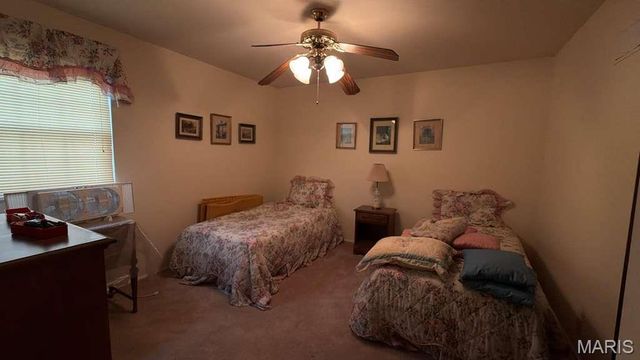 621 Claymont Estates Drive, Chesterfield, MO 63017