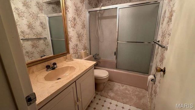621 Claymont Estates Drive, Chesterfield, MO 63017