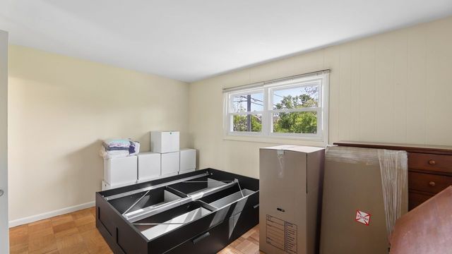 7901 Iroquois Court, Woodridge, IL 60517