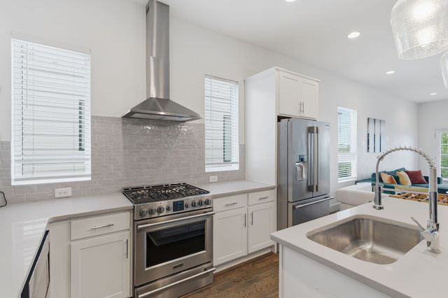 113B Elmhurst Ave, Nashville, TN 37207
