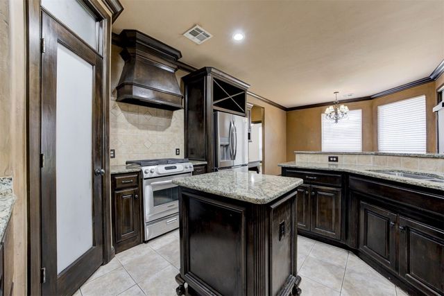 917 WB Meyer Parkway, Edmond, OK 73025