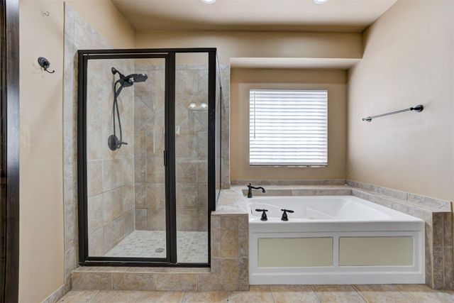 917 WB Meyer Parkway, Edmond, OK 73025