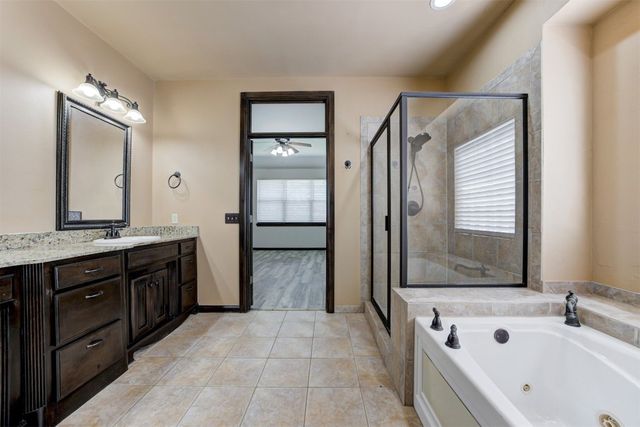 917 WB Meyer Parkway, Edmond, OK 73025