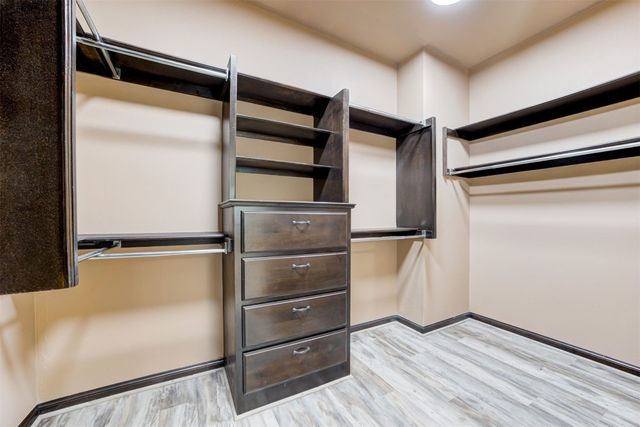 917 WB Meyer Parkway, Edmond, OK 73025