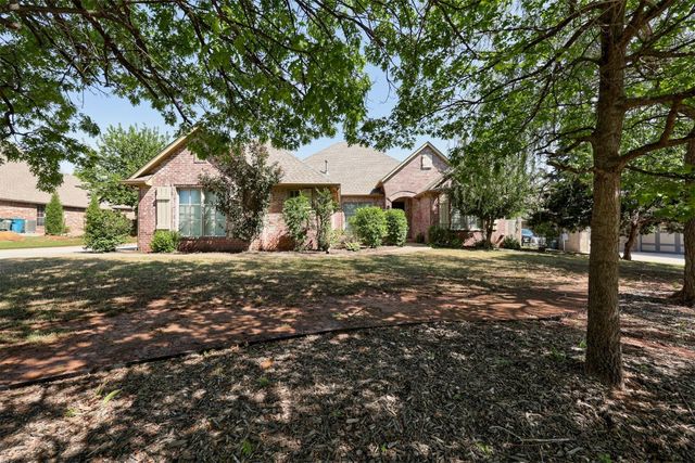 917 WB Meyer Parkway, Edmond, OK 73025