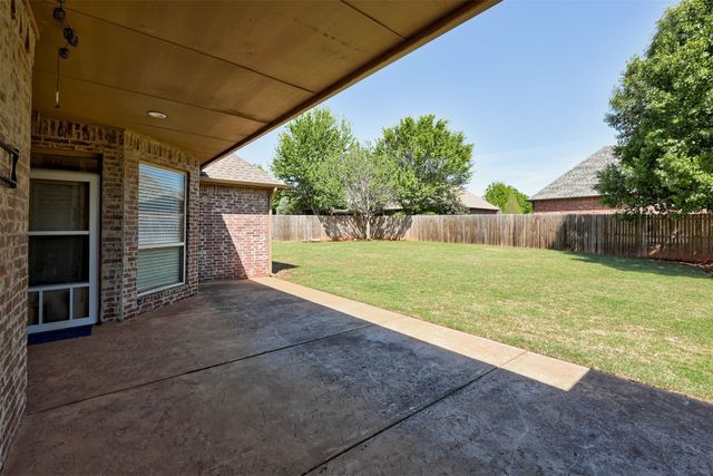 917 WB Meyer Parkway, Edmond, OK 73025