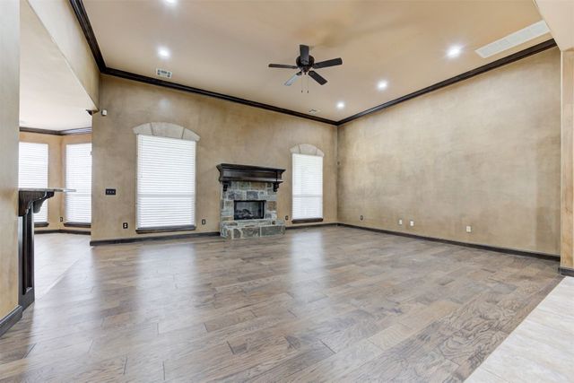 917 WB Meyer Parkway, Edmond, OK 73025