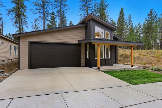 3723 E Nyberg Ln, Mead, WA 99021
