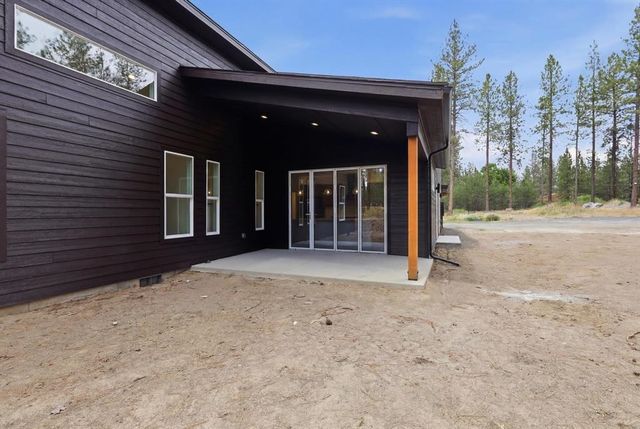 3723 E Nyberg Ln, Mead, WA 99021