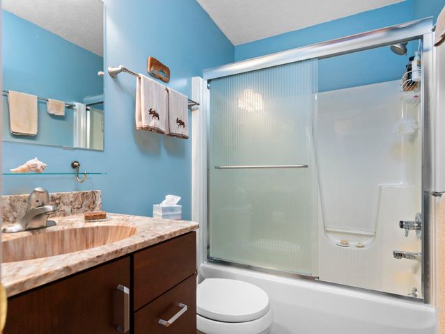 3855 White Birch Drive, Grawn, MI 49637