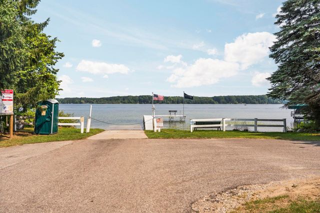 3855 White Birch Drive, Grawn, MI 49637