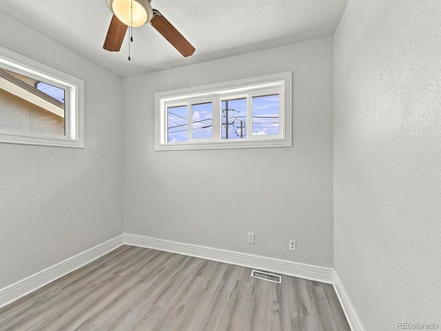 9416 Highland Pl, Arvada, CO 80002