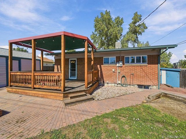9416 Highland Pl, Arvada, CO 80002