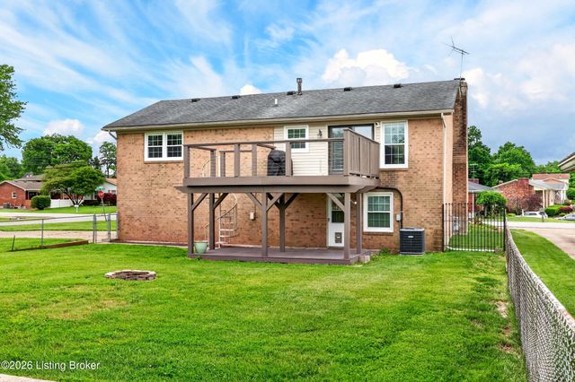 8619 Michael Ray Dr, Louisville, KY 40219