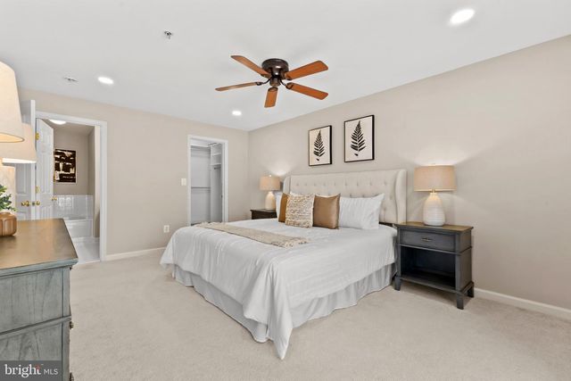 5105 DONOVAN DR, Alexandria, VA 22304