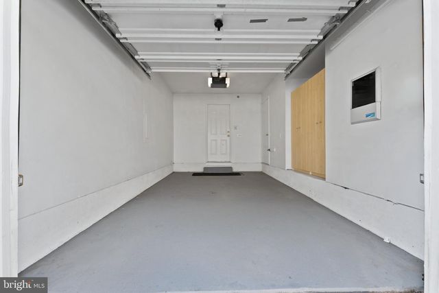 5105 DONOVAN DR, Alexandria, VA 22304