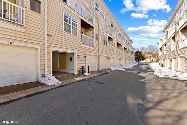 5105 DONOVAN DR, Alexandria, VA 22304