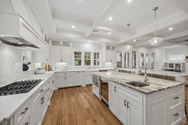 3847 Aberdeen Way, Houston, TX 77025