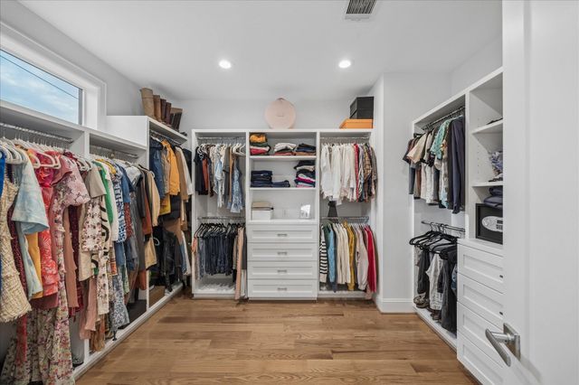 3847 Aberdeen Way, Houston, TX 77025