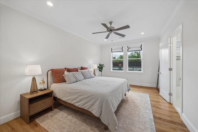 3847 Aberdeen Way, Houston, TX 77025