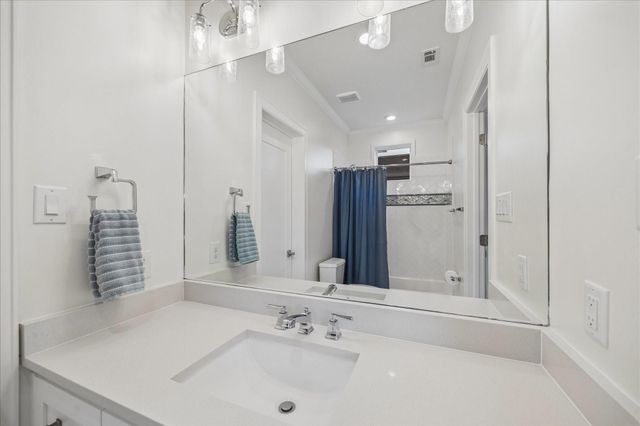 3847 Aberdeen Way, Houston, TX 77025