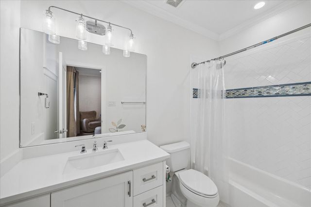 3847 Aberdeen Way, Houston, TX 77025