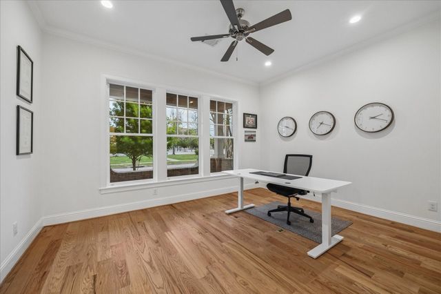 3847 Aberdeen Way, Houston, TX 77025