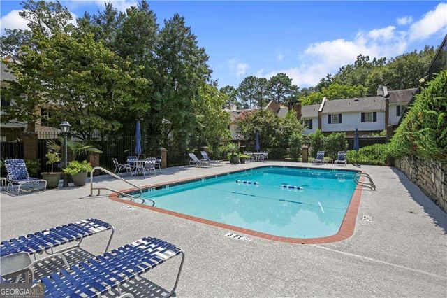 15 Prescott Walk NE, Atlanta, GA 30307