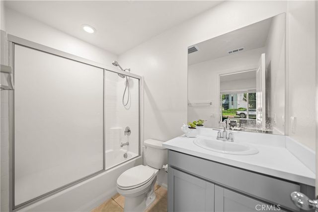 1530 W Cameron, West Covina, CA 91790