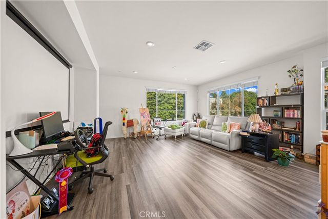 1530 W Cameron, West Covina, CA 91790