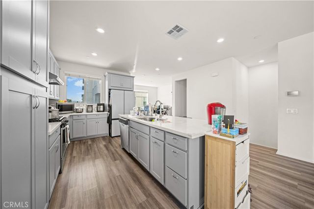 1530 W Cameron, West Covina, CA 91790
