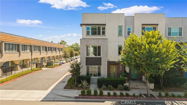 1530 W Cameron, West Covina, CA 91790
