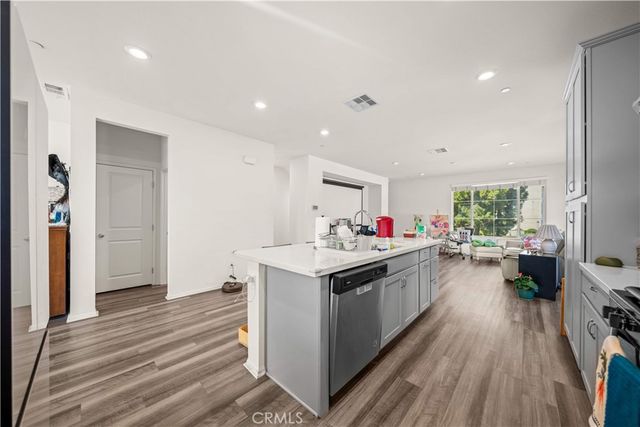 1530 W Cameron, West Covina, CA 91790