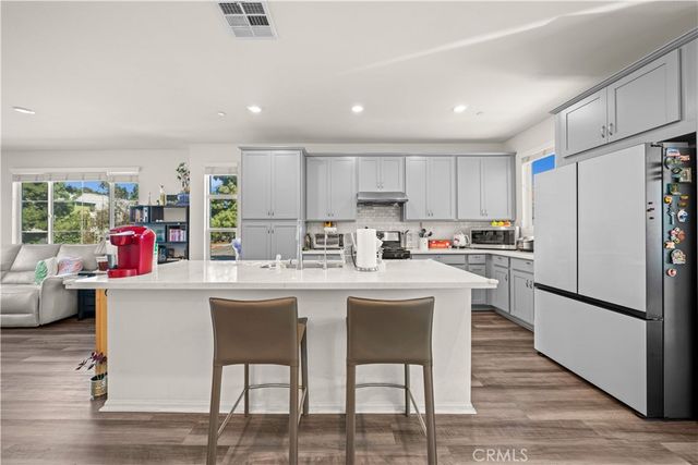 1530 W Cameron, West Covina, CA 91790