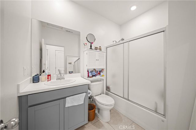 1530 W Cameron, West Covina, CA 91790