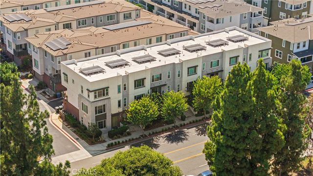 1530 W Cameron, West Covina, CA 91790
