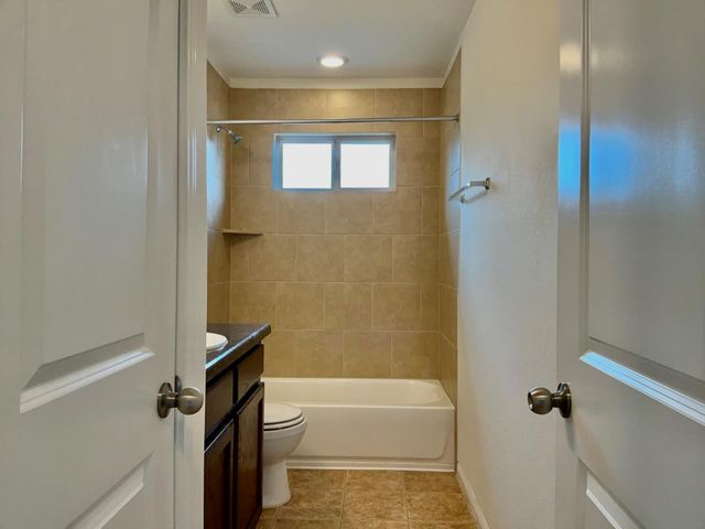 417 Cinnamon Teal LN, Leander, TX 78641