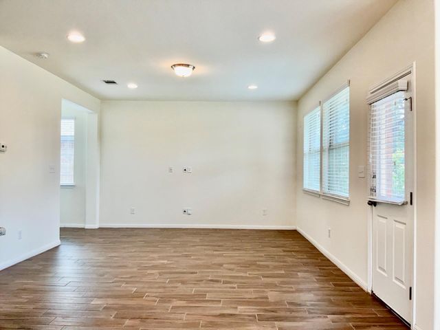 417 Cinnamon Teal LN, Leander, TX 78641