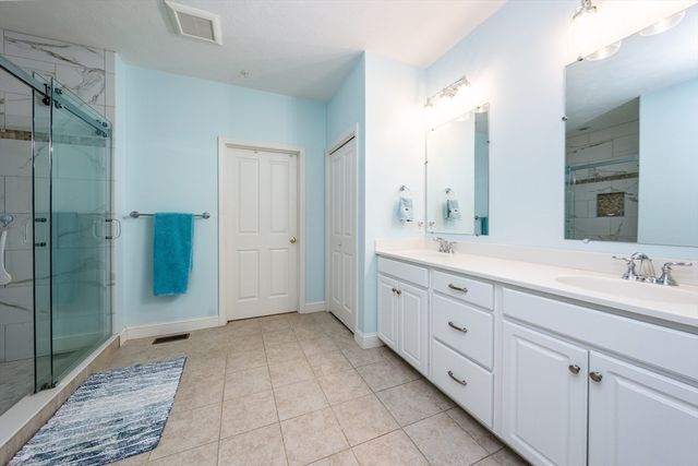 14 Stony Brook Dr 516, Mashpee, MA 02649